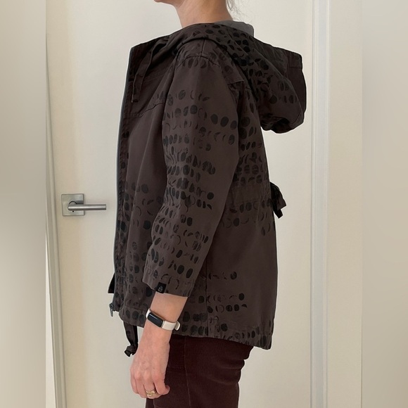 LODEN Khaki Abstract Print Hood Zip Front Jacket 3/4 Sleeve Artsy Layer Canada - Picture 9 of 16